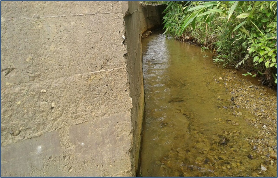 CONST OF WALL FOR PLAYGROUND AT KULIANG